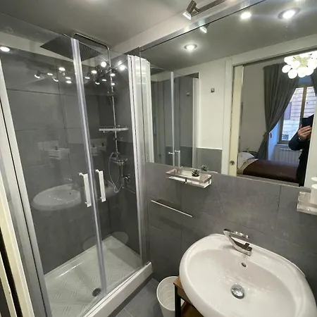 Vatican Prestige Apartment